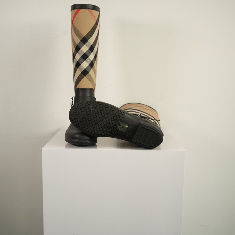 Burberry Simeon Vintage Check Rain Boots Size 37 With Box - Picture 7 of 7